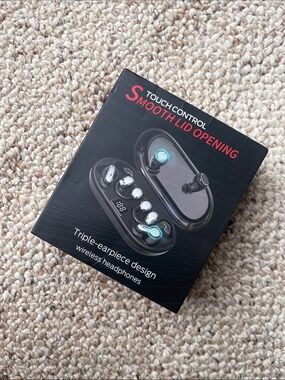 Touch Control triple earpiece design wireless headphone
